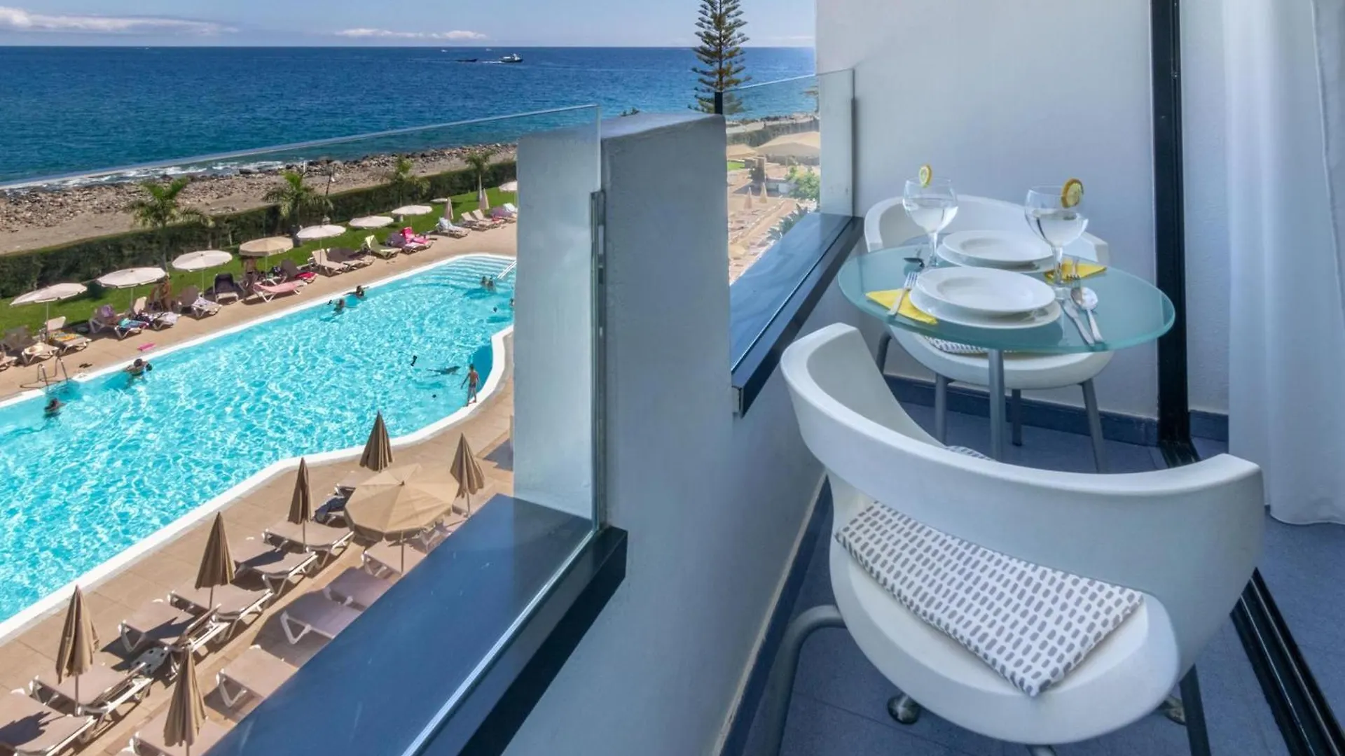 Beachfront Apartment Playa Del Cura 3 By Villagrancanaria